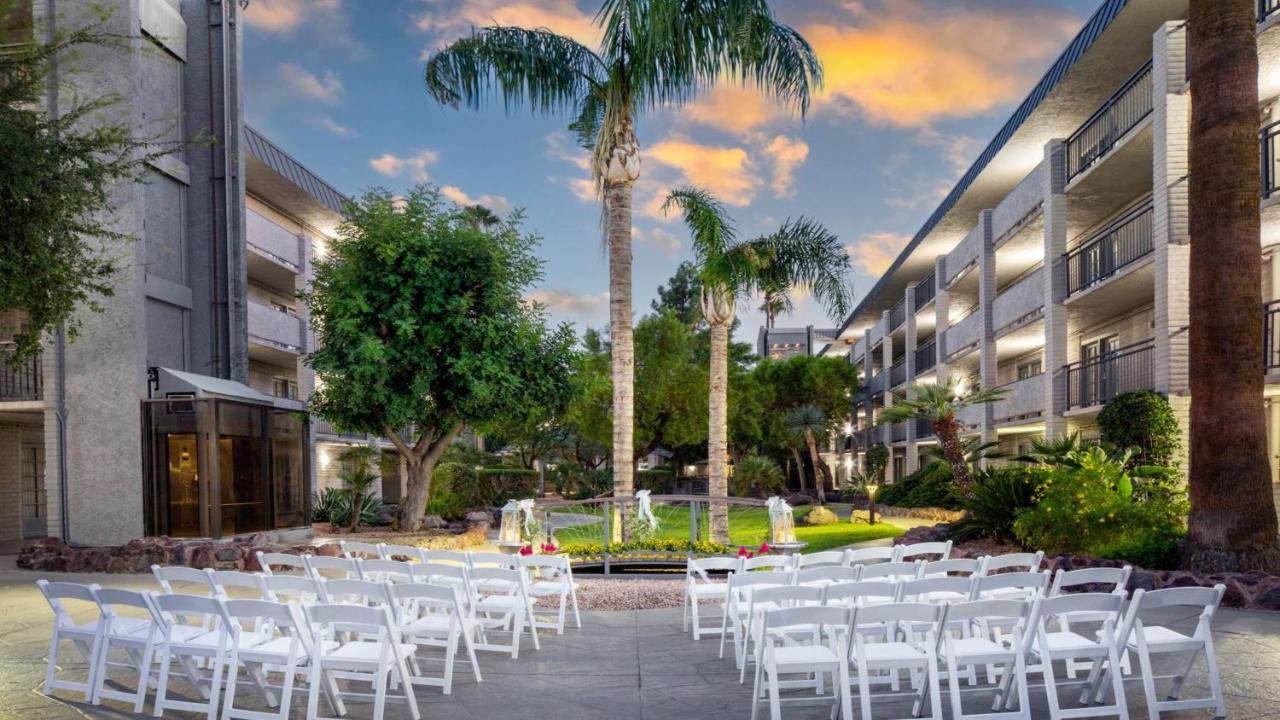 Holiday Inn And Suites Phoenix Airport North By Ihg Dış mekan fotoğraf