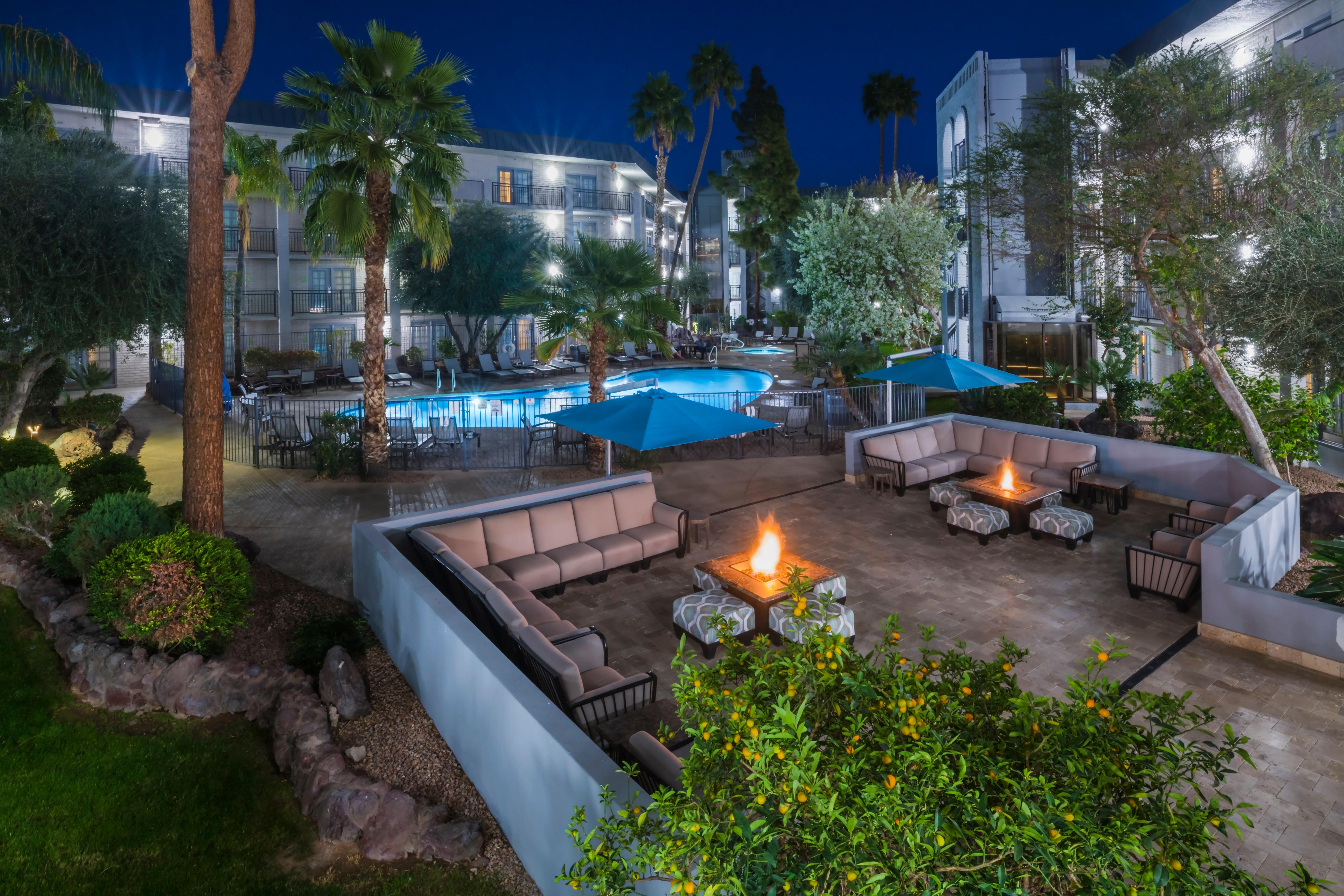 Holiday Inn And Suites Phoenix Airport North By Ihg Dış mekan fotoğraf
